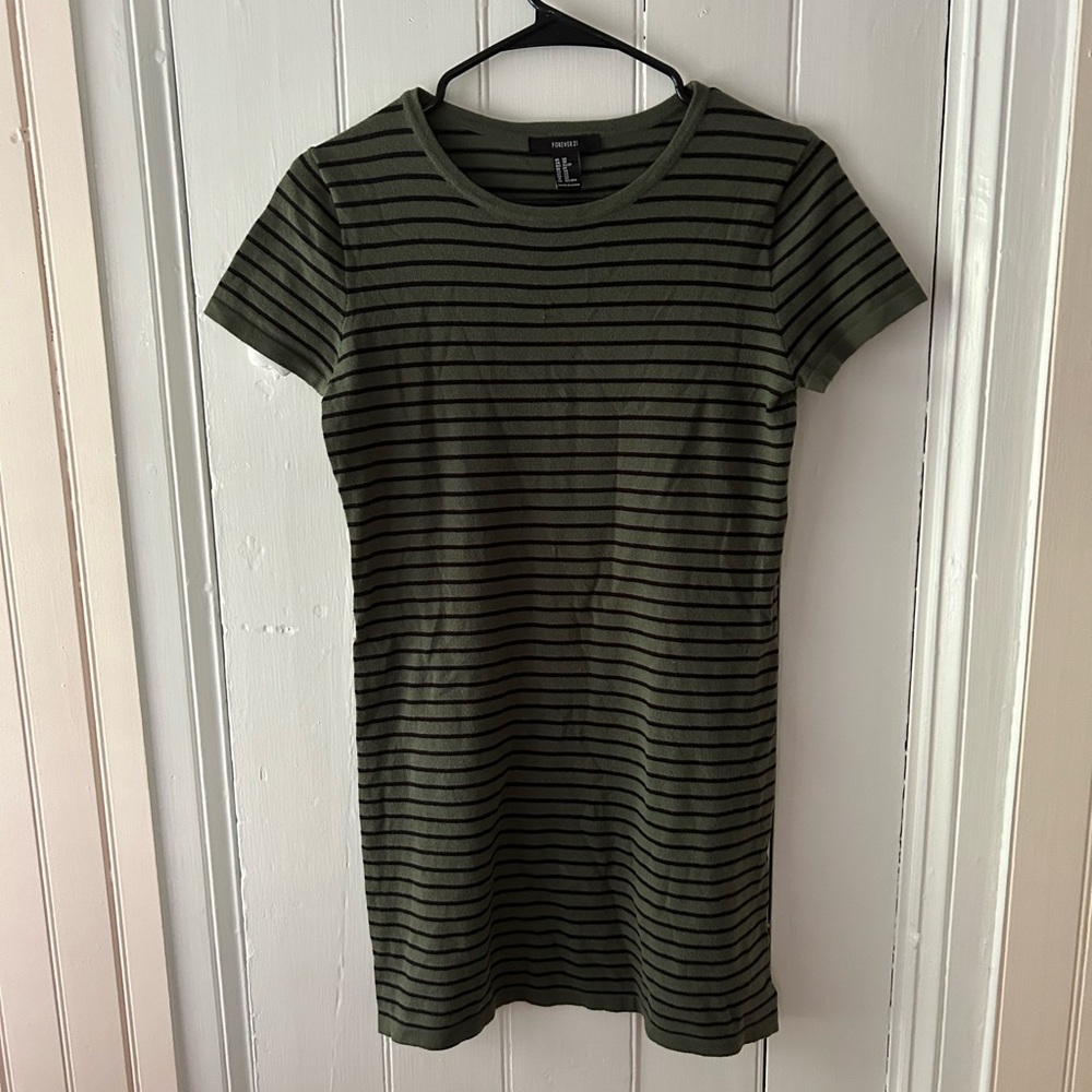 Forever 21 t-shirt dress
